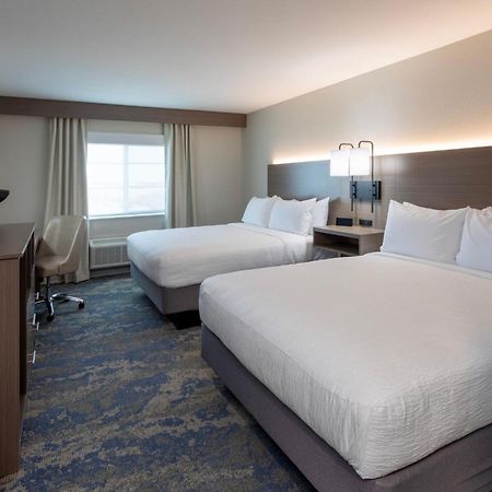 Grandstay Hotel & Suites Johnston-Des Moines, Ia ภายนอก รูปภาพ